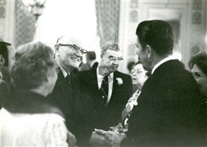 Image description is not available for 1977.075